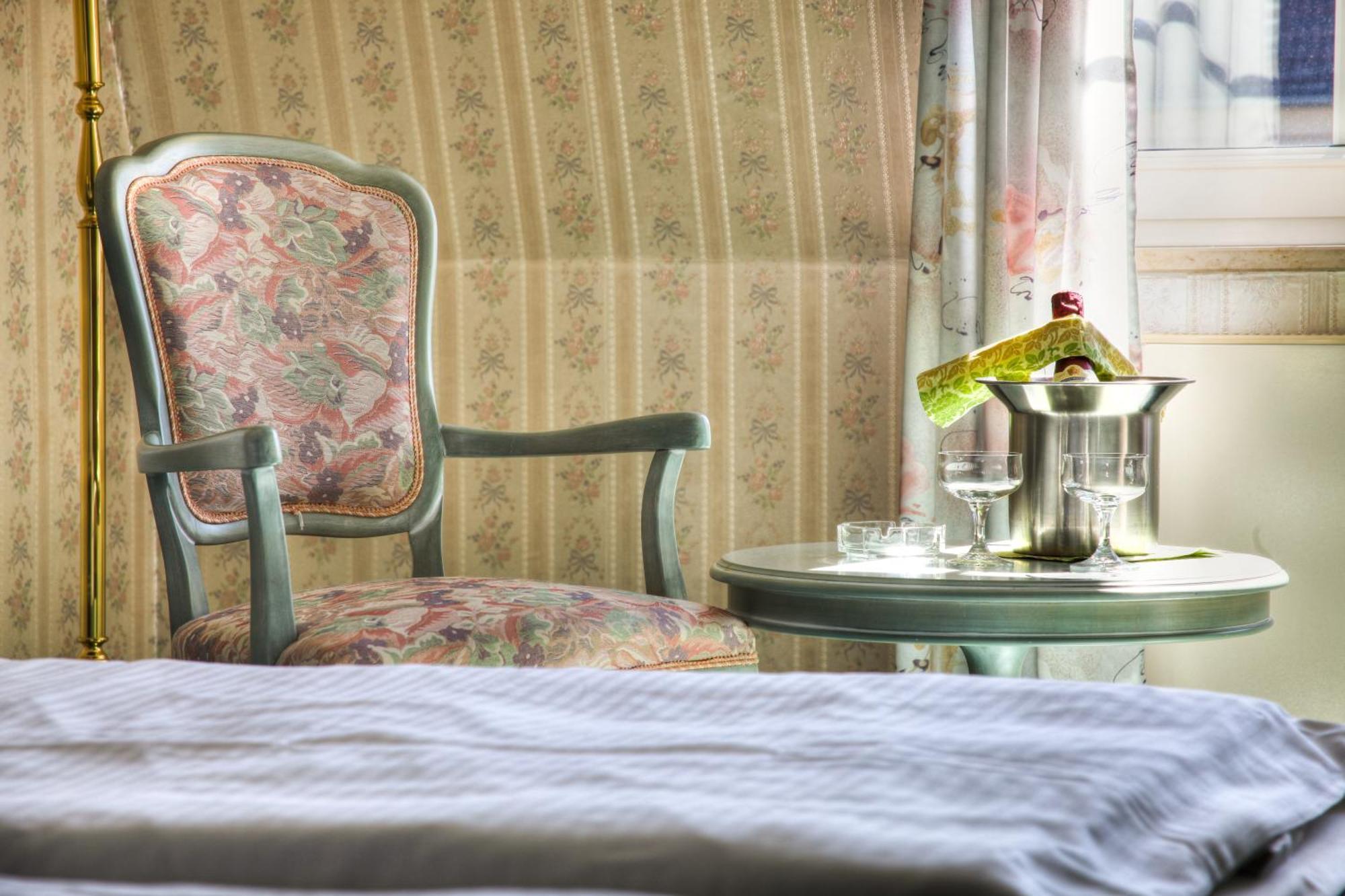 Hotel Am Markt Altentreptow Εξωτερικό φωτογραφία