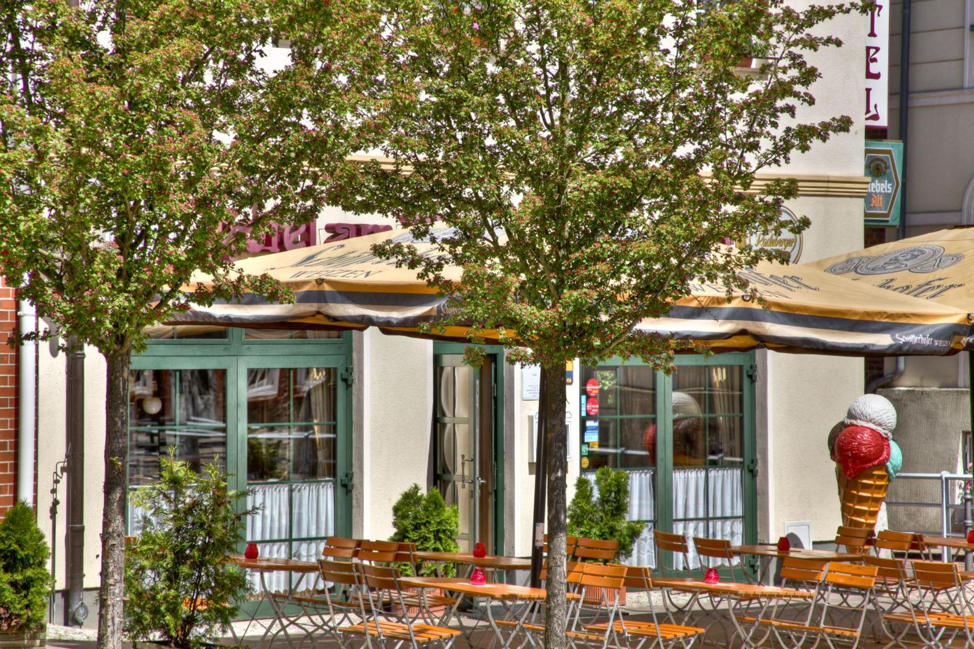 Hotel Am Markt Altentreptow Εξωτερικό φωτογραφία